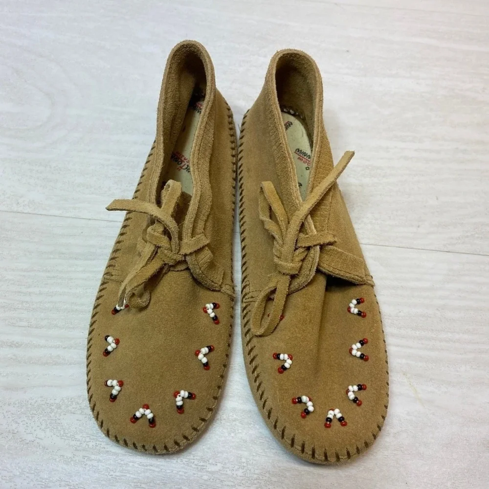 Minnetonka Kids Size 3 Moccasin Bootie Beaded Tan Suede Leather Softsole 2416